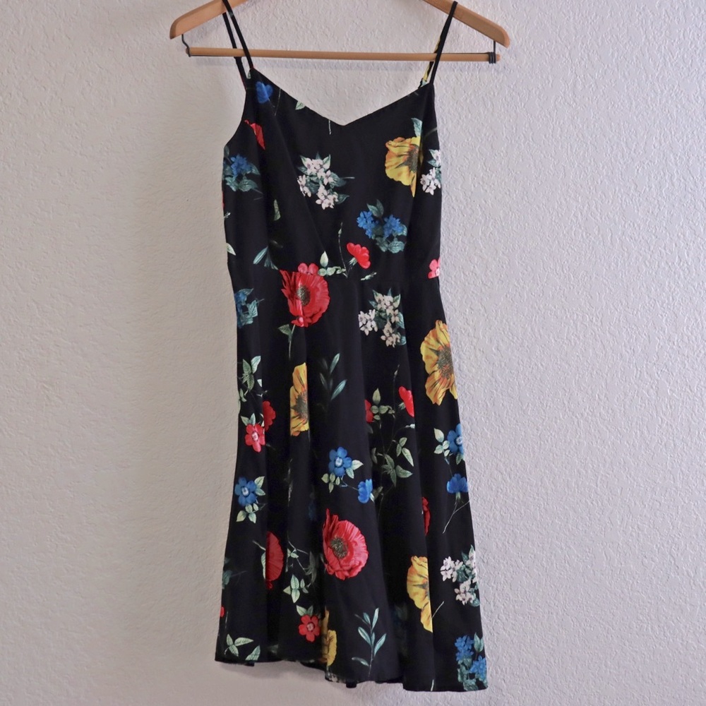 Old Navy Spaghetti Strap Fit & Flare Shirred Black Floral Cami Dress – Small